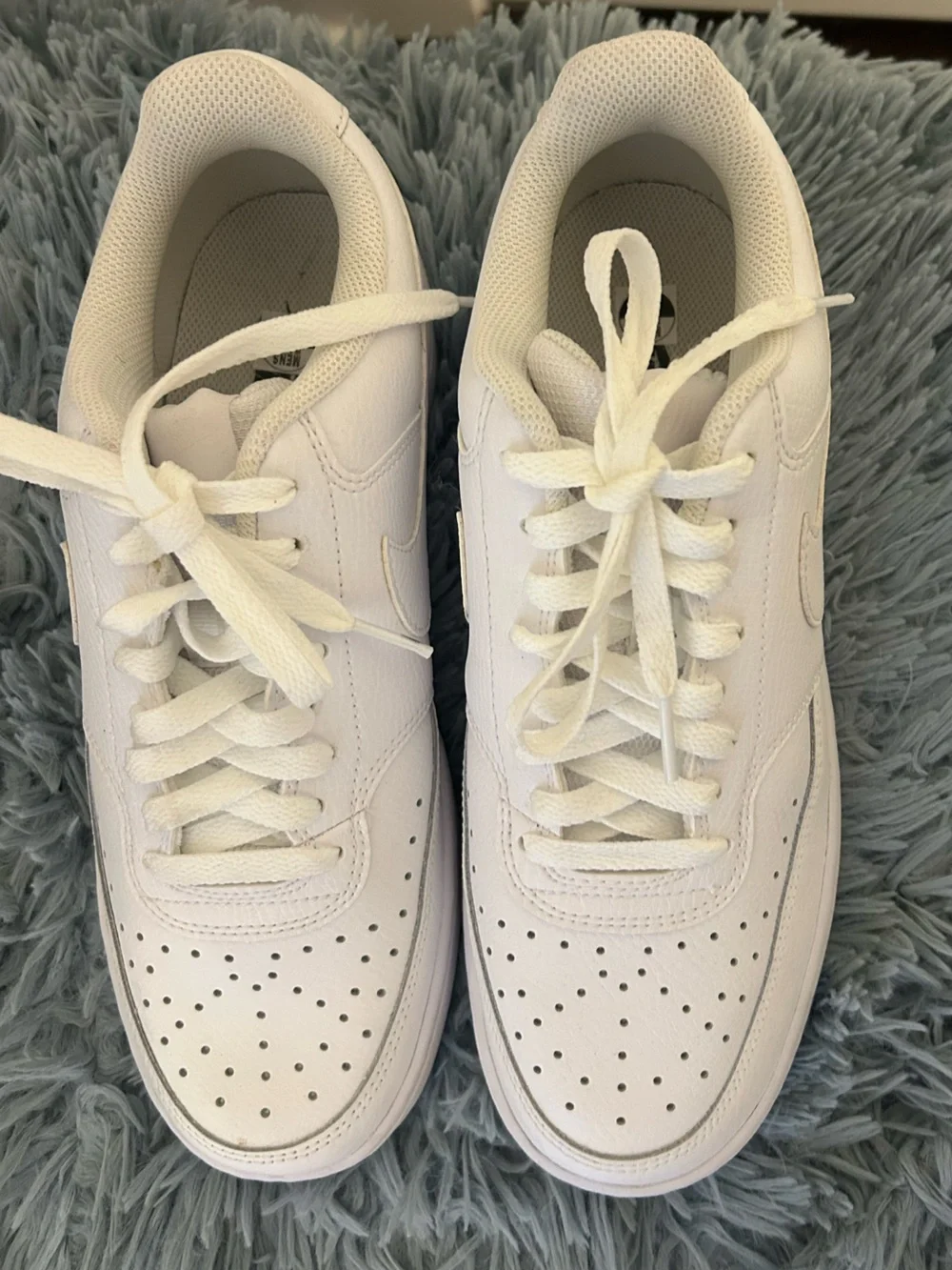 Nike Court Vision Low in Tripe White MENS 9 - Picture 2 of 5